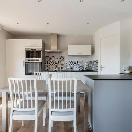 Suite Granges En Rez-De-Jardin Pour 4 Voyageurs Lyon Buitenkant foto