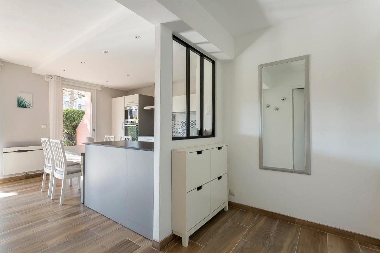 Suite Granges En Rez-De-Jardin Pour 4 Voyageurs Lyon Buitenkant foto