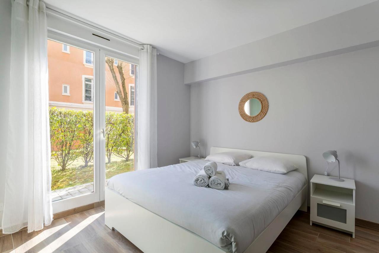 Suite Granges En Rez-De-Jardin Pour 4 Voyageurs Lyon Buitenkant foto